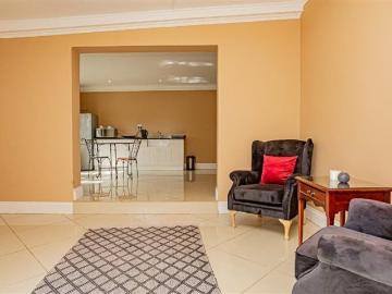 Apartment swimming pool Pretoria