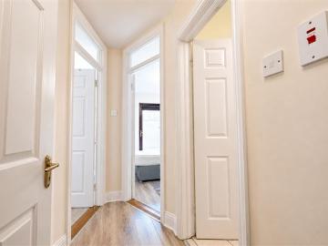 Apartment Bray