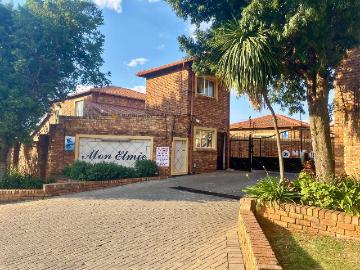 House parking Roodepoort