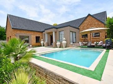 House swimming pool Johannesburg