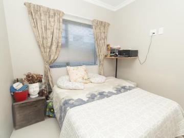 House parking Port Elizabeth