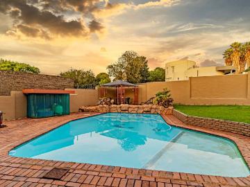 House swimming pool Roodepoort