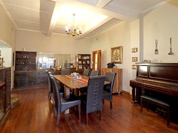 House Benoni