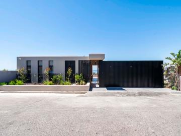House swimming pool Cape Town
