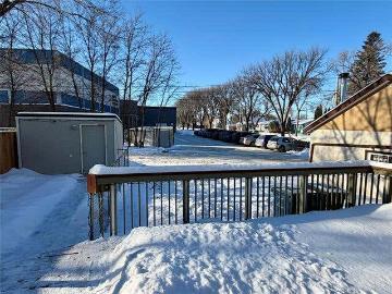 House parking Winnipeg