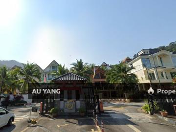 House George Town