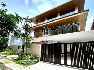 House Quezon City