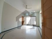 01 kanal fully renovated beautiful house for rent in dha...