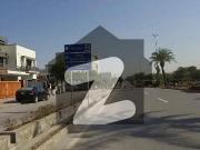 01 Kanal Heighted & Non Corner Plot for Sale on Urgent...