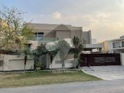 01 Kanal Modern House Facing Park For Rent In DHA Phase... 01 Kanal Modern House Facing Park For Rent In DHA Phase...