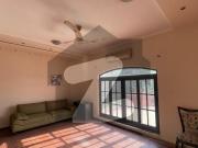01 Kanal Slightly Used Modern Design House For Rent In...