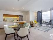 02/37D Harbour Road, Hamilton, QLD 4007