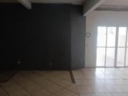 02 casas e um galpão, lote 360m² no bairro Progresso em...