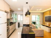 02 dormitórios, sendo uma suíte, sacada com...