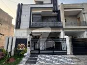 05 Marla Brand New House For Sale Super Prime Location...