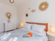 #064 Fully Equiped w/ Pool, 1 Km Beach