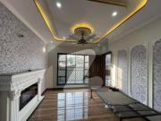 08 marla house available for sale in faisal town...