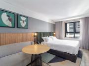 0.5 Bedroom Apartment To Let in Foreshore