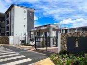 0.5 Bedroom Apartment To Let in Grand Central