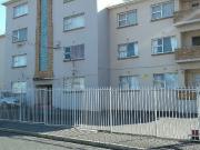 0.5 Bedroom Apartment To Let in Wynberg