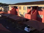 0.5 Bedroom Flat To Let in Waterval Park