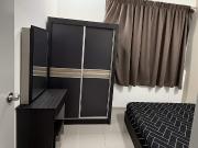 0.5 min walk to lrt salak selatanready to move inmiddle...