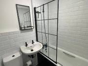 0 bed Flat in Hillsborough Court Mortimer Crescent,...