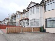 0 Bedrooms Studio for rent in Eastern Avenue, Ilford IG4