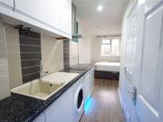 0 Bedrooms Studio for rent in York Way, Holloway, London N7