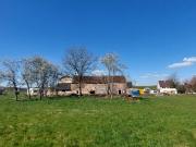 1000 ETANGS 69 ARES Maison en pierre avec dépendances A...