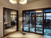 1000 Sq. Yards Fully Furnished Luxurious House with...