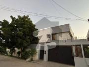 1000 Sq. Yards Luxury Bungalow for Sale DHA Phase 8,...