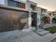 1000 Sq. Yds. Brand New Ultra Modern And Luxurious...