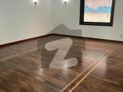 1000 Yards 6 Bedrooms Full Basement Excellent Maintained...