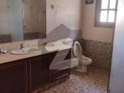 1000 yards bungalow available for rent dha phase 6