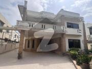 1000 Yards Bungalow for Sale on Khy e Rahat Streets,...
