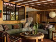 1000 Yards Commercial / Office Use Independent Bungalow...