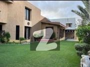 Luxurious bungalow 1000 yards for rent in phase 6 dha...