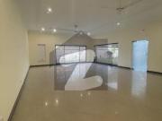 1000 yards house available for rent dha phase 5