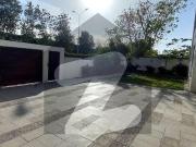 1000 yards slightly used 3 unit house for rent dha phase 8