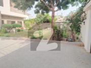 1000 Yards Well Maintained West Open Bungalow for Sale |...