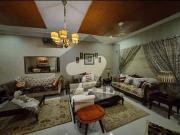 1000 Yd Bungalow 6 Bed With Pool Basement