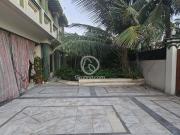 1000 Yd² House for Sale