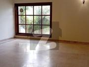 1000yd 6 Bedroom House For Rent DHA Phase 6
