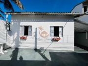 100132 Casa próximo a praia disponível para Locação Anual