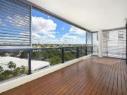 1002/5 Sterling Circuit, Camperdown, NSW 2050