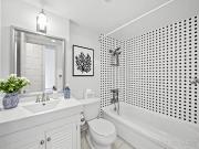 1006 2016 FULLERTON AVENUE, North Vancouver, BC V7P 3E6...