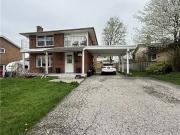 1006 NESBITT Crescent Unit# A