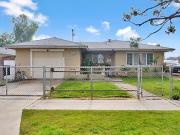 1007 W Woodward Ave, Fresno, CA 93706