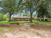 1008 Hampton Terrace